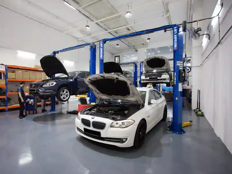 Jacky Gearbox workshop in Woodlands